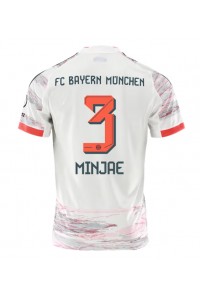 Bayern Munich Kim Min-jae #3 Voetbaltruitje Uit tenue 2025-26 Korte Mouw